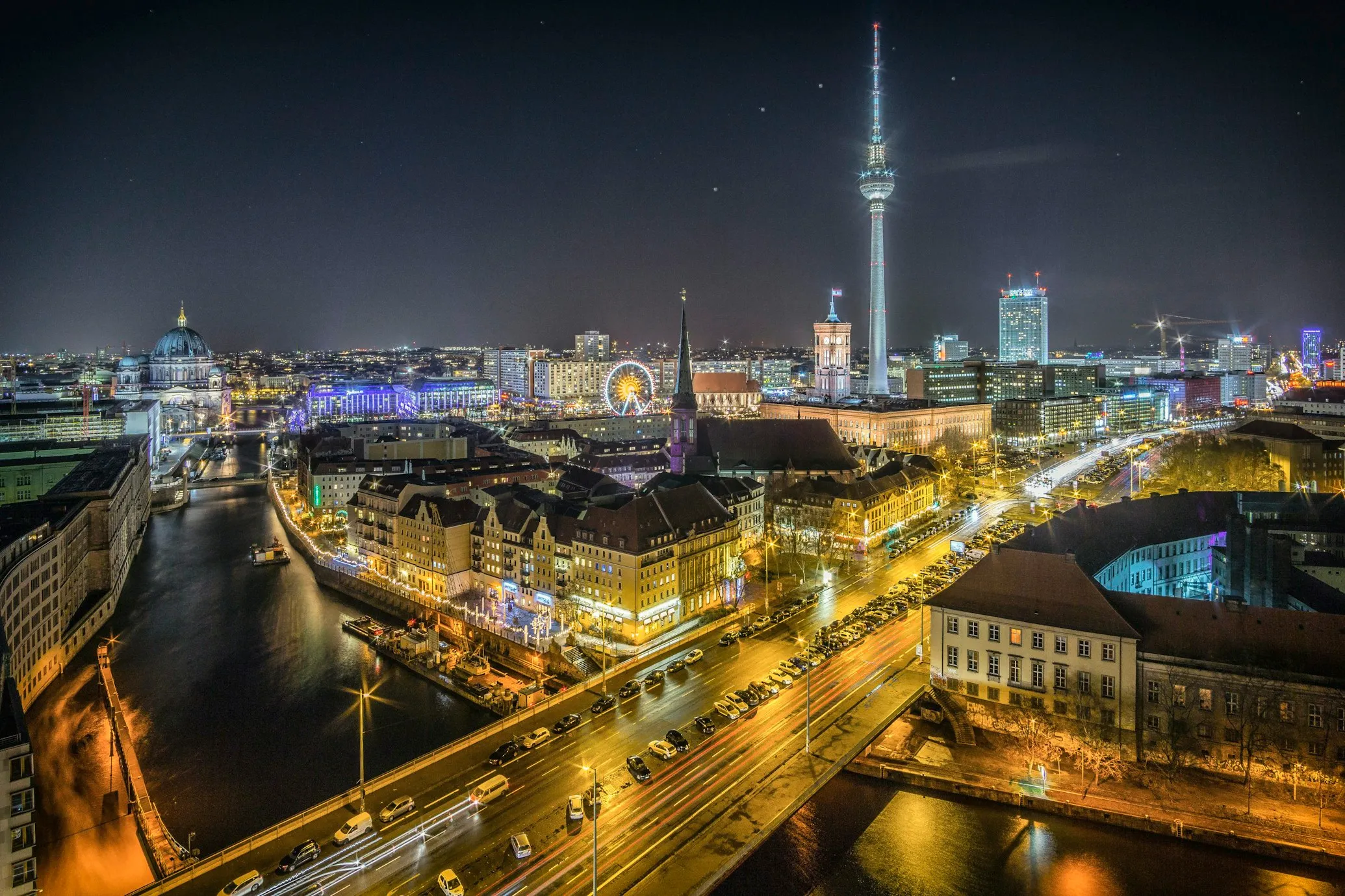 ul. Nowowiejska 10, 00-665 Warszawa, Polska